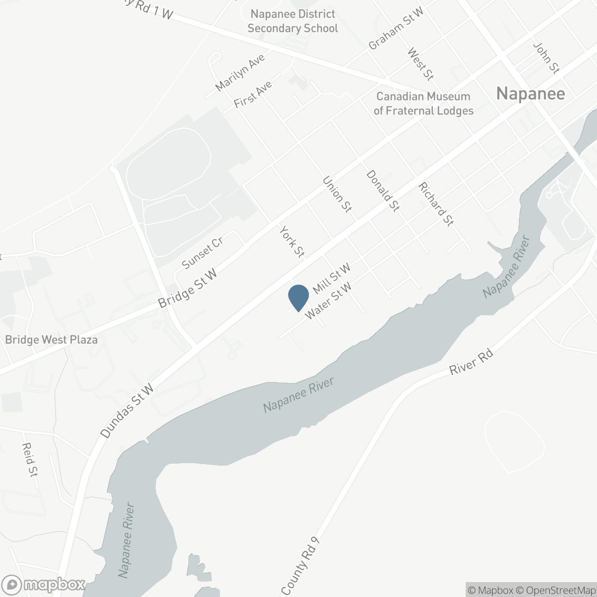 76 HESSFORD STREET, Greater Napanee, Ontario K7R 2Z1